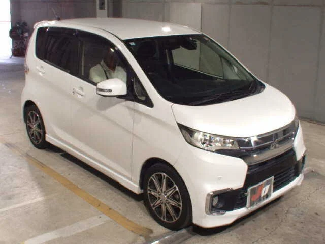 Mitsubishi ek Custom B11W 2018